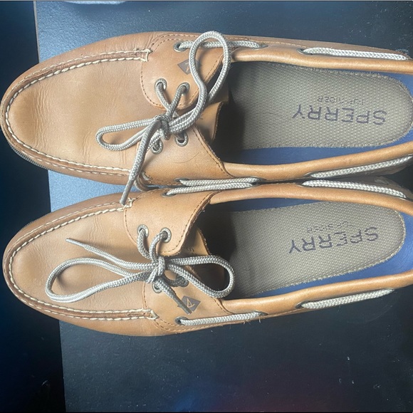 Men’s Sperry Boat Shoes - Picture 2 of 2